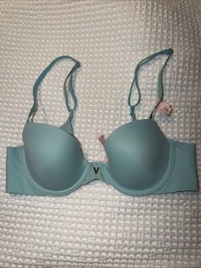 Victoria’s Secret Love Cloud Smooth Lightly Lined Plunge Demi Bra